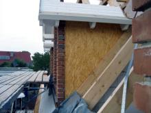 Die Dachblenden und Sichtschalungen wurden angebracht  [27.08.2009] Dachstuhl