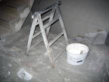 Nun sind die Maler ins Haus eingezogen Trittleiter und Spachtelmasse [07.01.2010] Malerarbeiten
